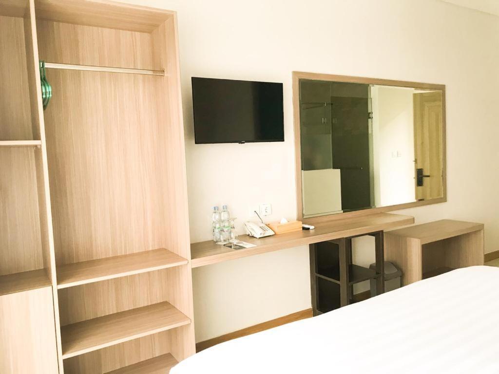 Grand Samota Hotel Sumbawa Luaran gambar