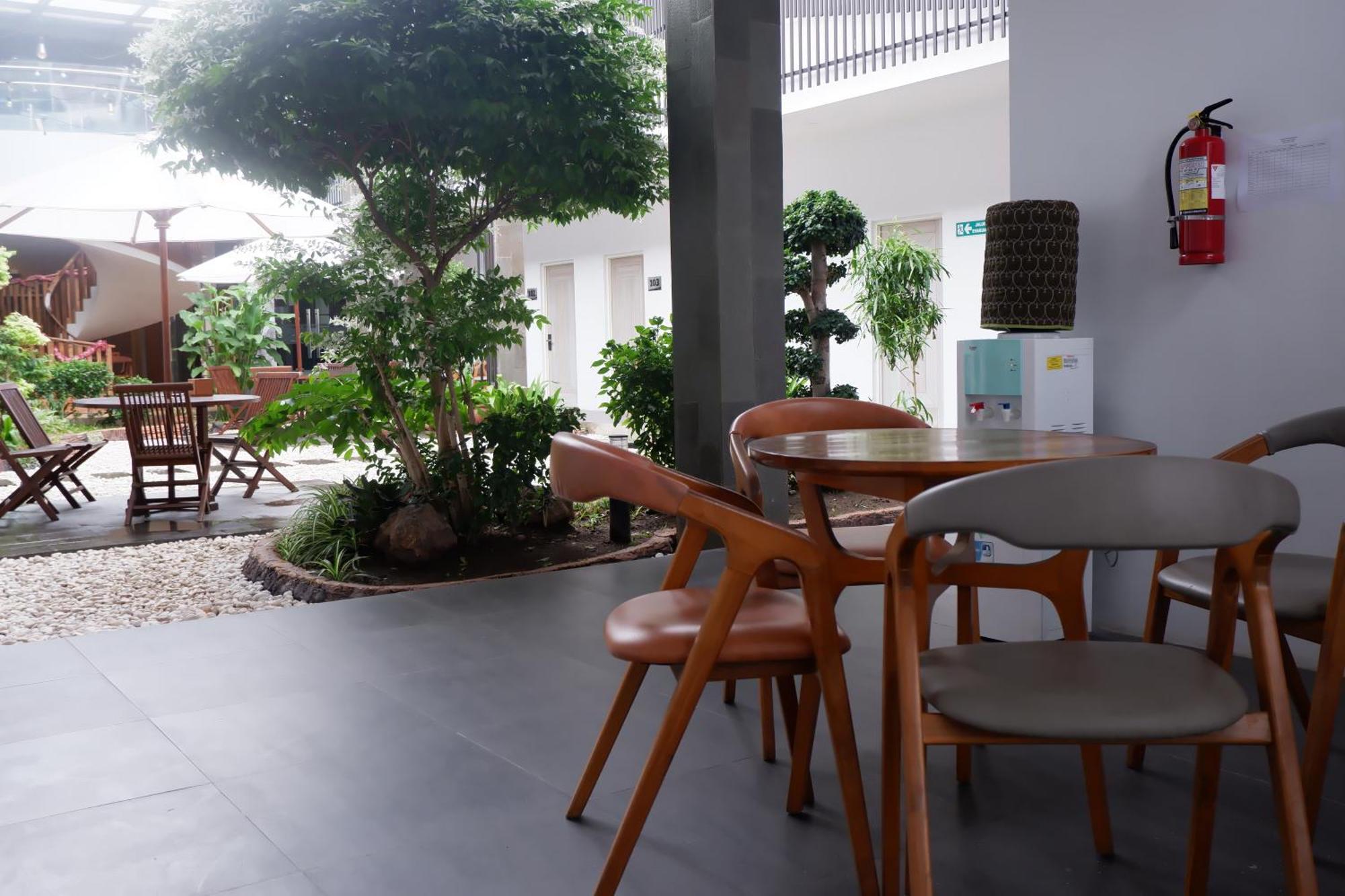 Grand Samota Hotel Sumbawa Luaran gambar