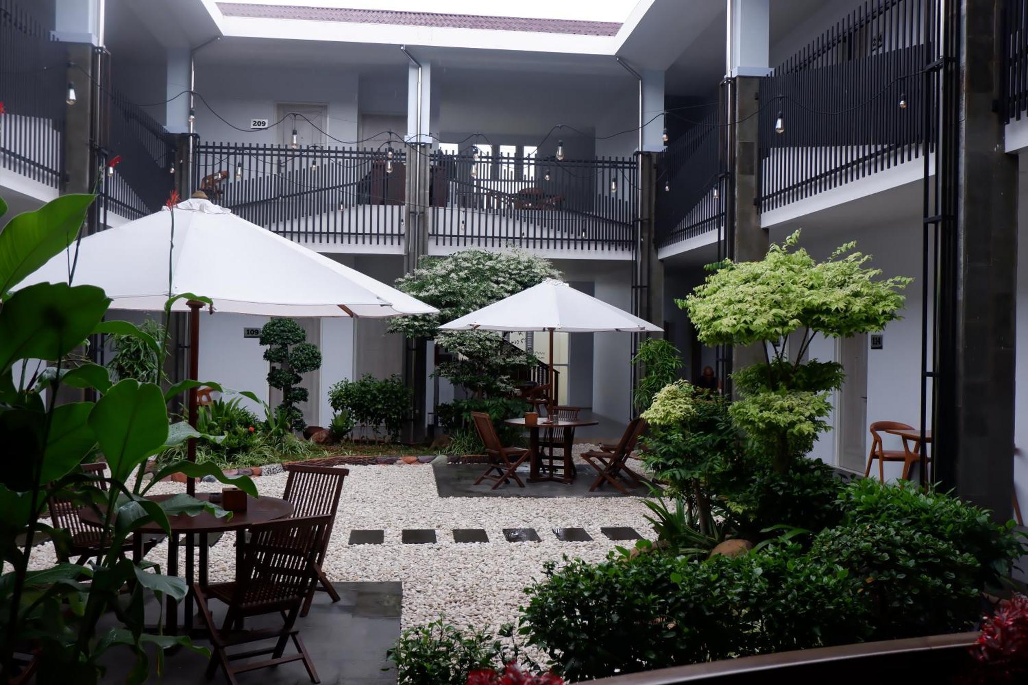 Grand Samota Hotel Sumbawa Luaran gambar