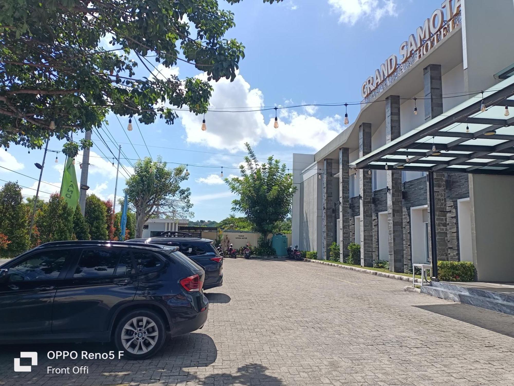 Grand Samota Hotel Sumbawa Luaran gambar